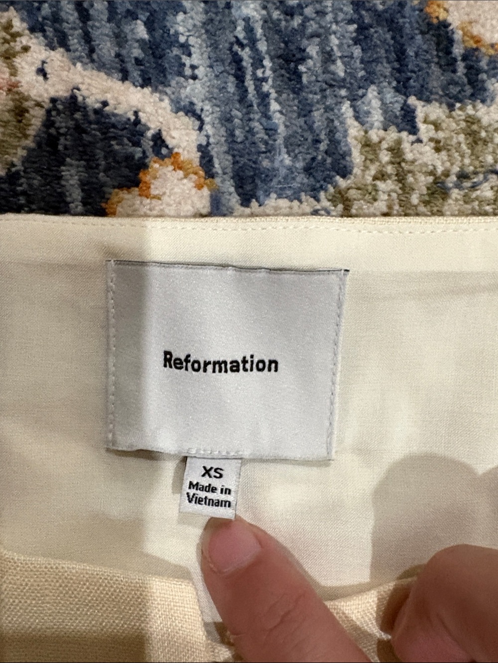 Reformation “Addison” Cream Linen Vest/Shell top with covered buttons - Picture 3 of 4